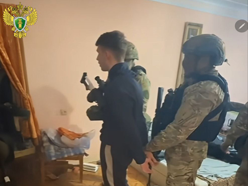 21-летний бердянец предстанет перед судом по обвинению в призывах к осуществлению экстремистской деятельности.