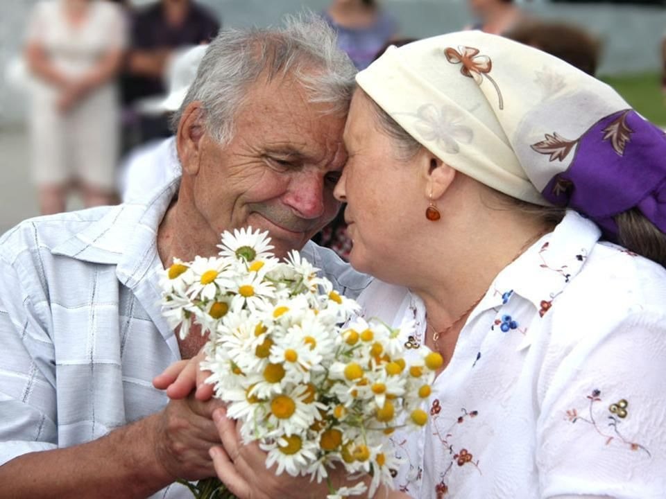 Бердянские семьи отметят День любви и верности медалями.