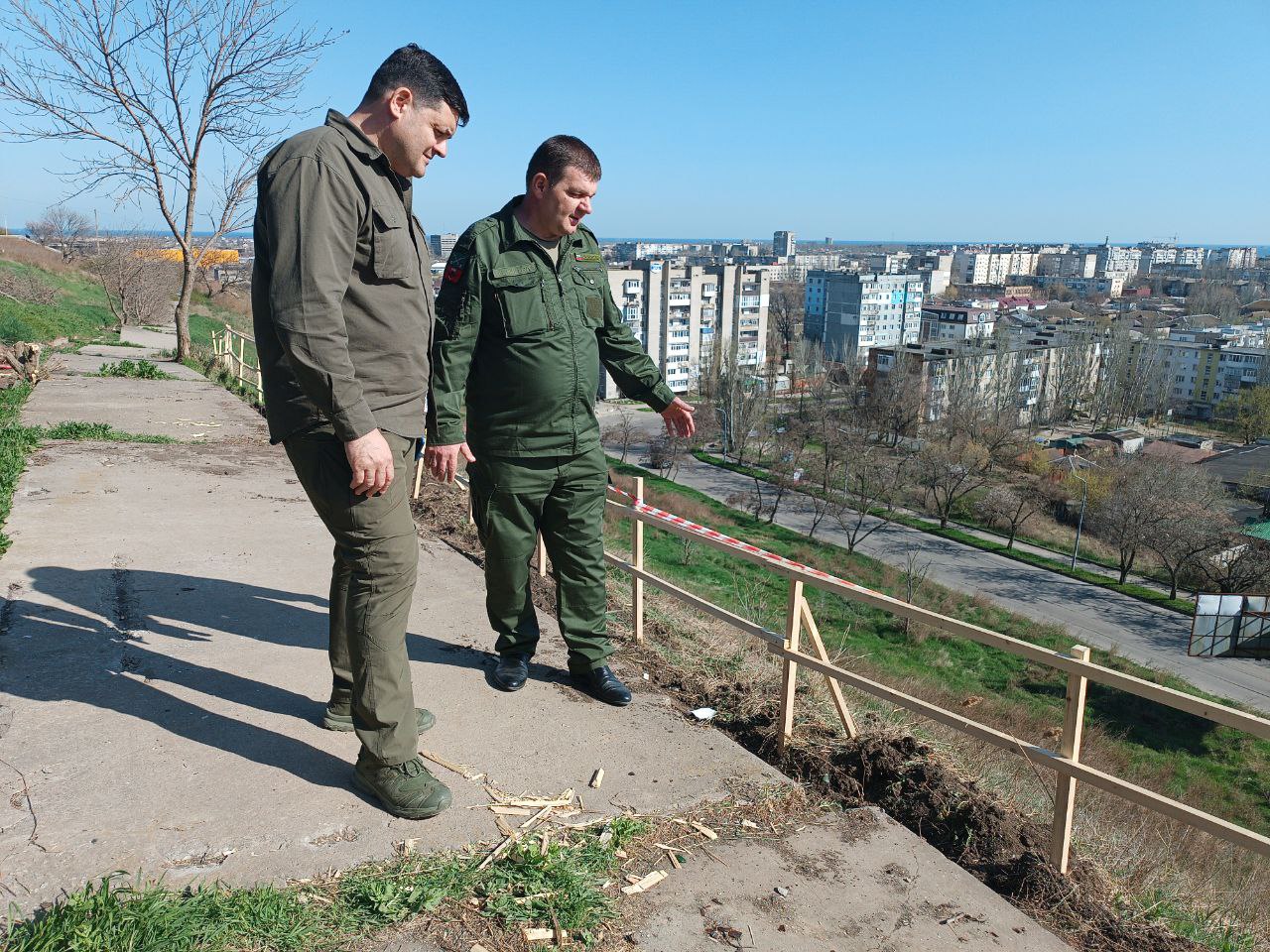 В Бердянске прошло выездное совещание по организации строительства смотровой площадки.