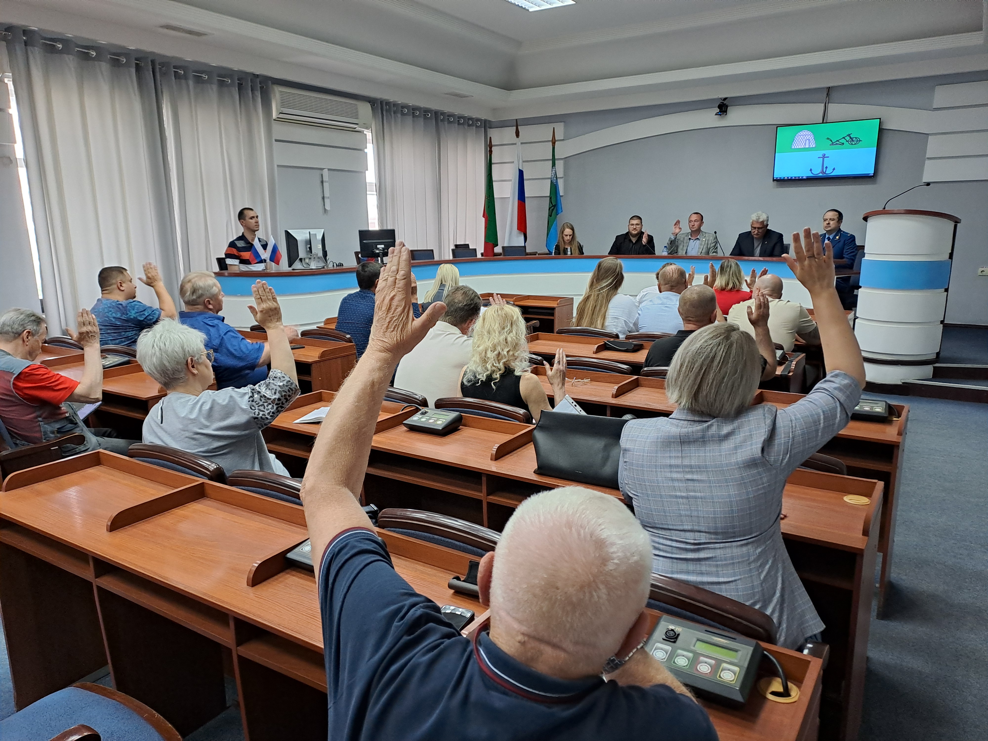 Бердянский горсовет утвердил перечень муниципальных услуг и внес изменения в бюджетные показатели .