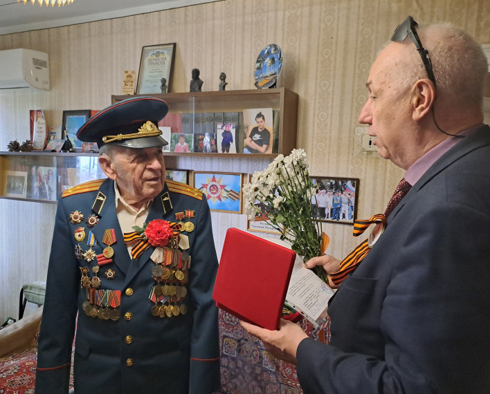 Трем бердянским ветеранам присвоено звание Почетный гражданин Бердянска. Трем бердянским ветеранам присвоено звание Почетный гражданин Бердянска.