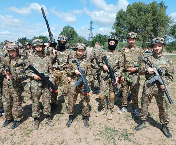 Сборная команда учащихся из Бердянска прошла отбор на Всероссийский этап игры «Зарница 2.0». Сборная команда учащихся из Бердянска прошла отбор на Всероссийский этап игры «Зарница 2.0».